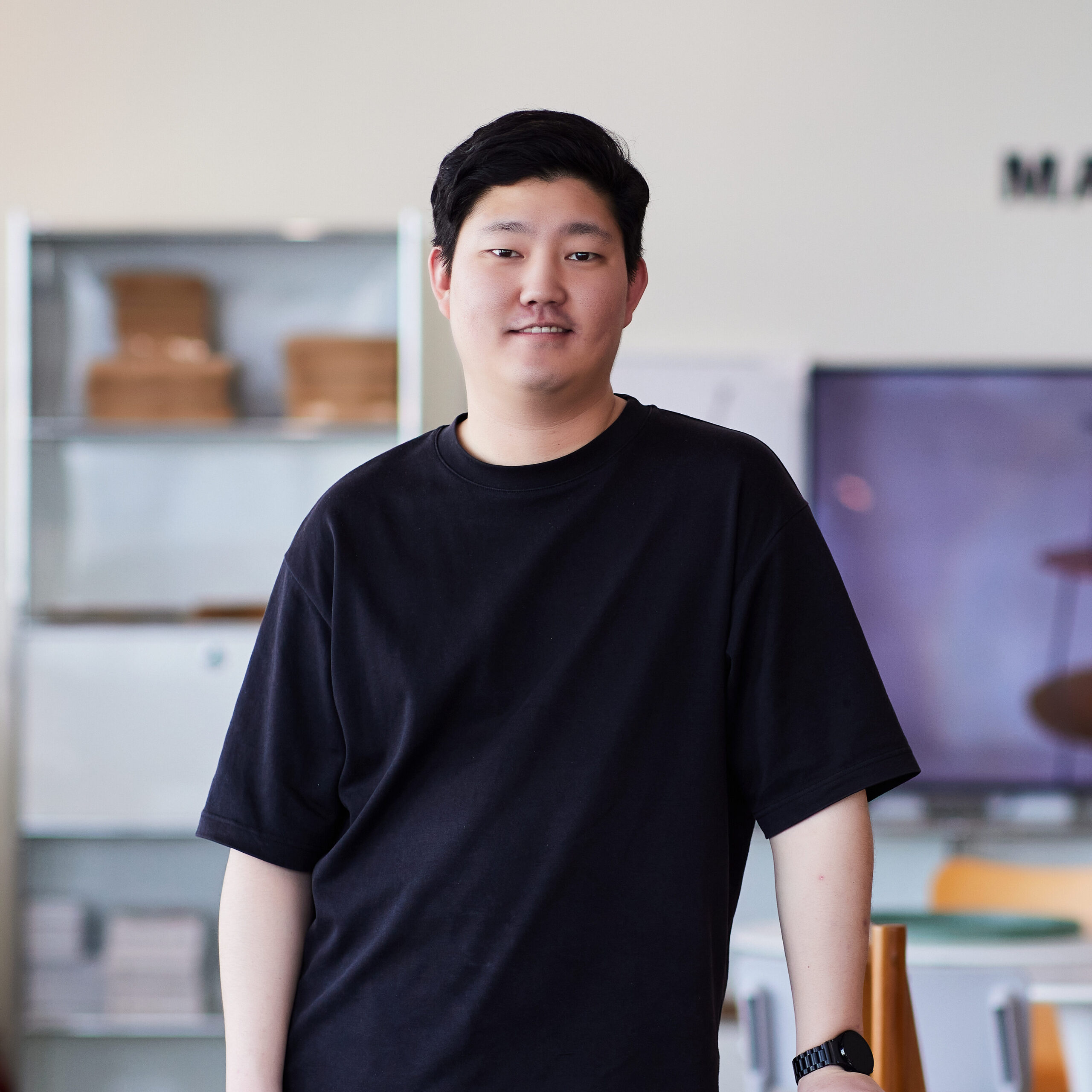 한종윤 주임이 정면을 바라보는 사진