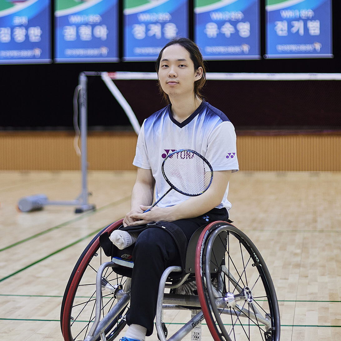 미소를 짓는 유수영 선수 사진