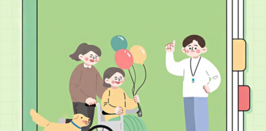 젊은 여성이 휠체어를 밀고 있고 어린아이가 풍선을 들고 있는 일러스트 그림. 그 앞에는 젊은 남성이 서 있다.