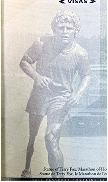여권에 실린 테리 폭스가 의족다리로 달리는 사진